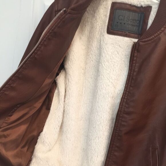 Ci Sono by Cavalini Vegan Leather Fur lined Zippered Jacket medium - Picture 6 of 9